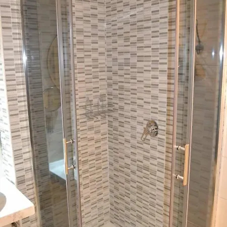 Bed and Breakfast Il Cortiletto Di Piazza Verga 4*