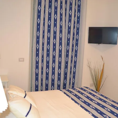 Il Cortiletto Di Piazza Verga Bed and Breakfast