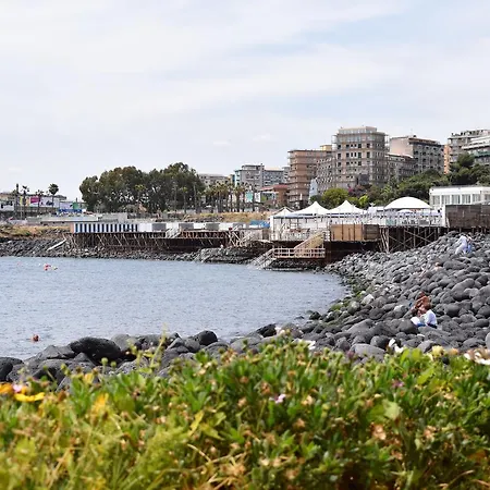 Il Cortiletto Di Piazza Verga 4*